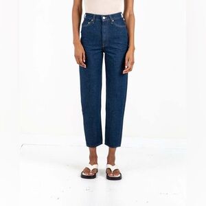 Mother Snacks High Waisted Twizzy Ankle Barrel Jeans